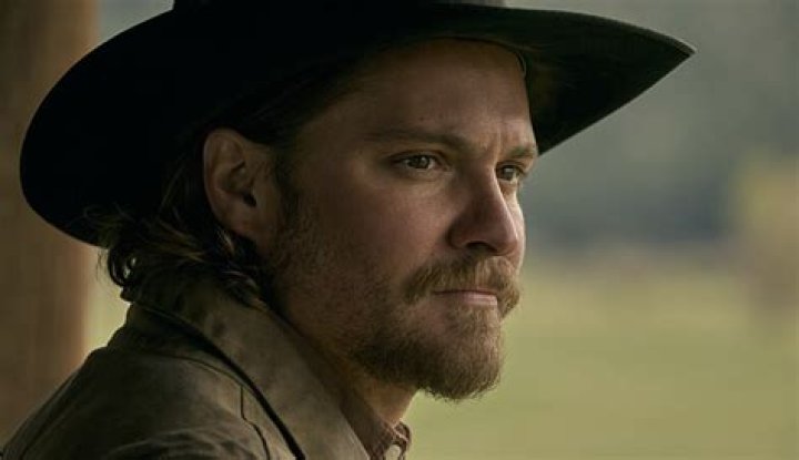 1883: Does Isabel May Have A Boyfriend? Yellowstone Spin-Off Series Actress’s Relationship Timeline