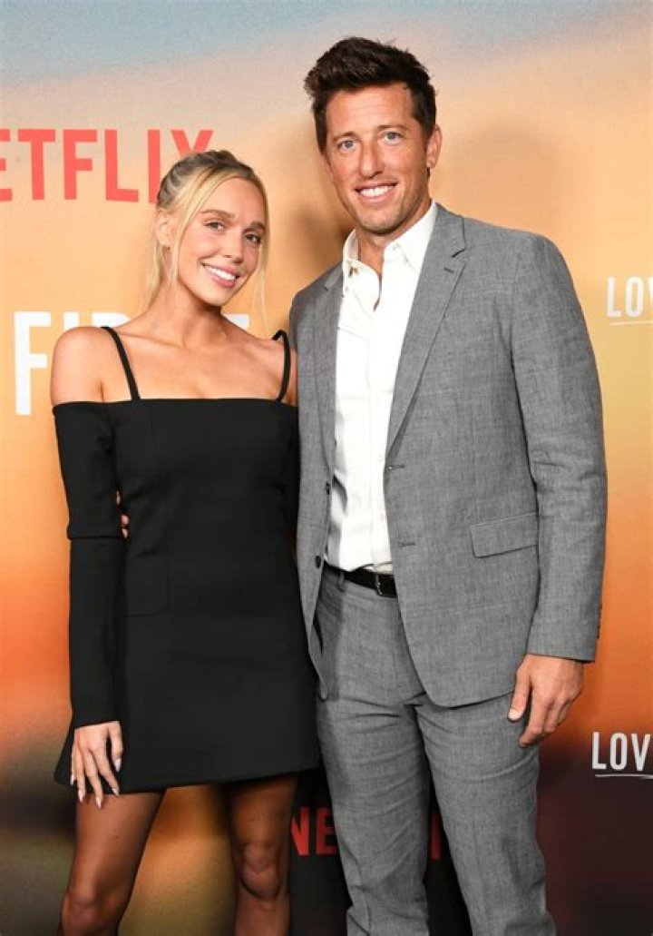 Alexandra Cooper Boyfriend Slim Shady:Biography , Age, Real Name and Net Worth
