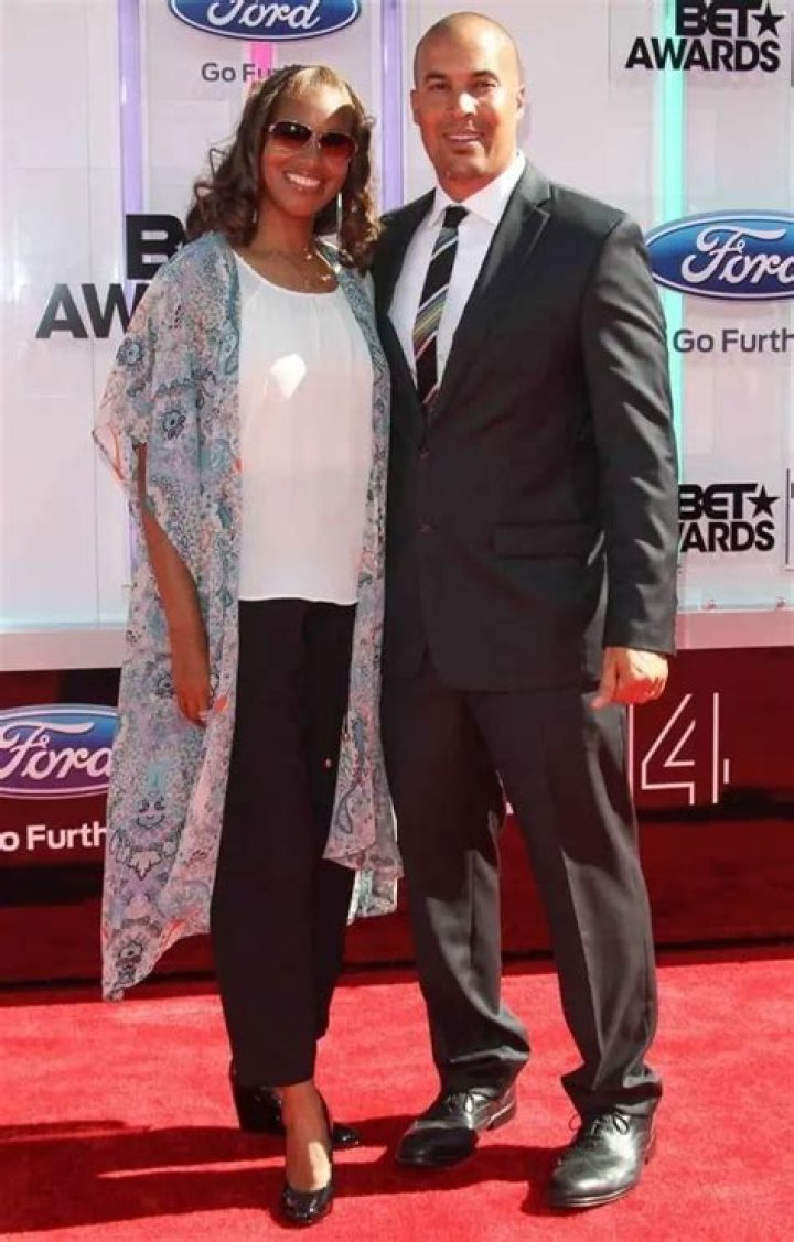 Aviss Bell: Psychology, Coby Bell & Net Worth
