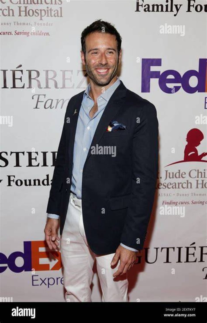 Coby Ryan McLaughlin Bio, Wiki, Age, Height, Wife, Daughter, Net Worth