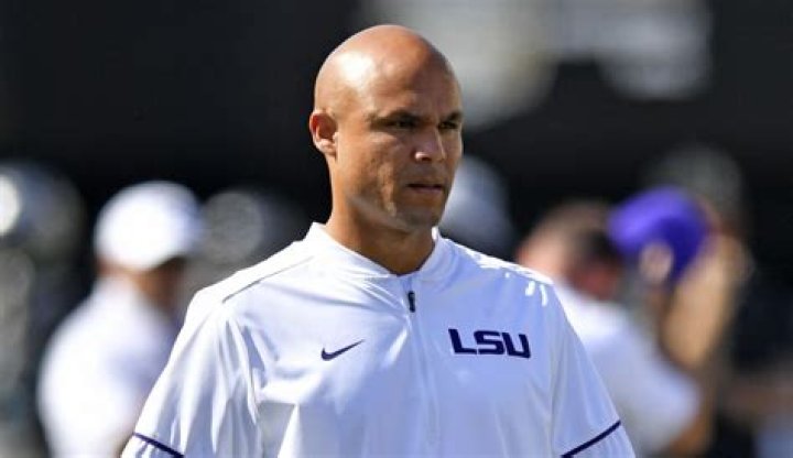 Dave Aranda Salary, Teams Coached, Family, Wiki, Parents, Record, Buyout
