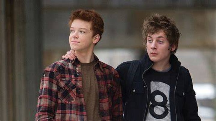 Does Jeremy Allen White Have Siblings? Meet The “Shameless” Actor’s Family