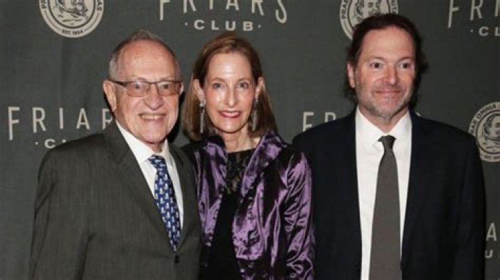 Elon Dershowitz (Ella Dershowitz’s Son) Bio, Wiki, Age, Wife, and Net Worth