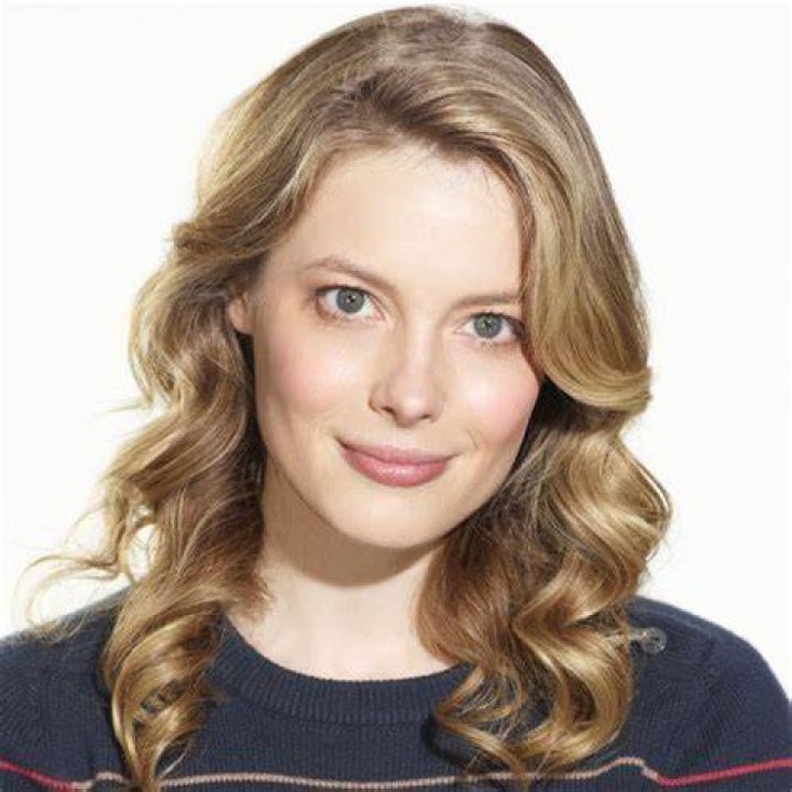 Gillian Jacobs Biography, Age, Height, Community, Love, Movies, Net worth, Actress