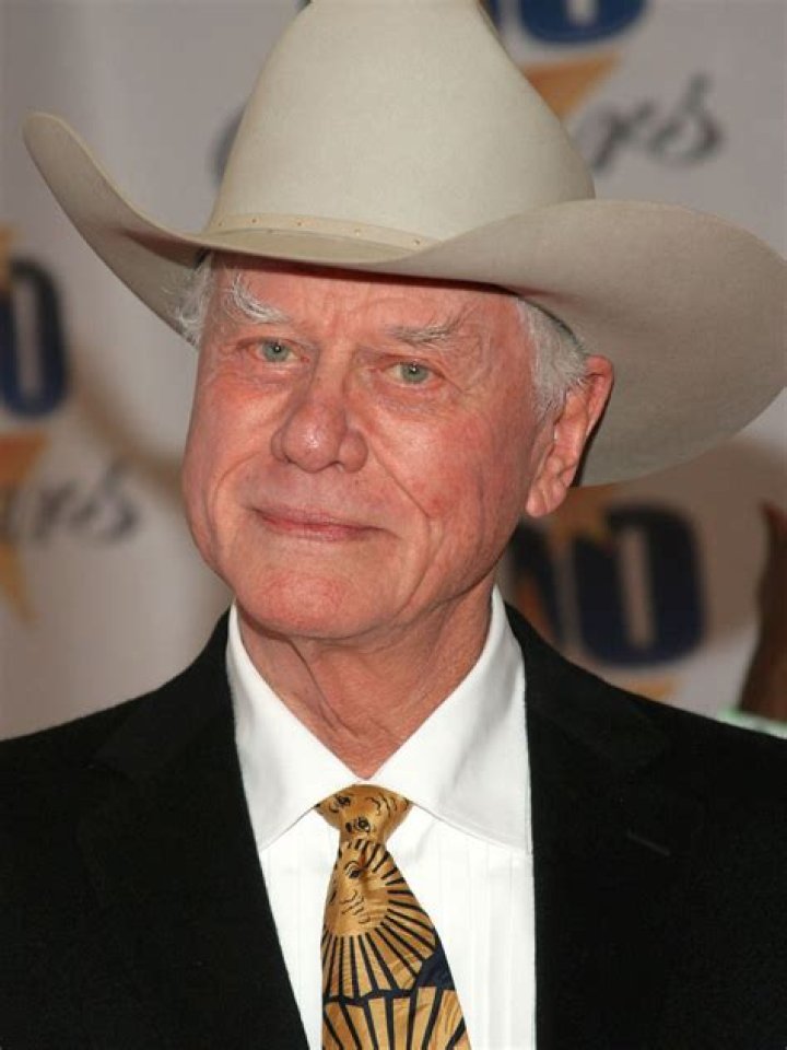 How Much Money Does Larry Hagman Make? Latest Larry Hagman Net Worth Income Salary