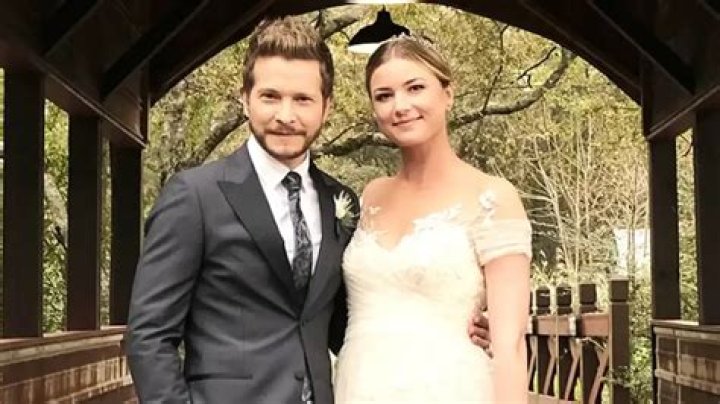 Matt Czuchry Married, Wife, Dating, Girlfriend, Age, Gay, Net Worth