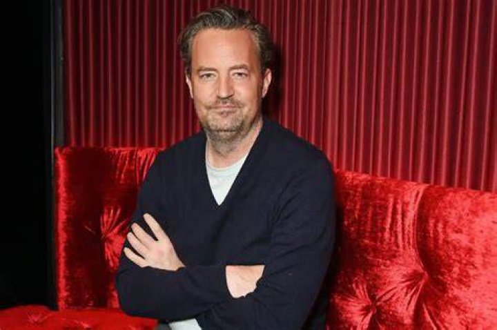 Matthew Perry Biography: Wife, Net Worth, Movies, Age, TV Shows, Parents, Kids, Siblings, Instagram
