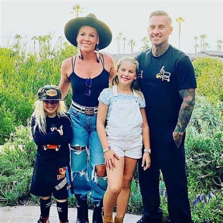 Meet Paige Spara Baby Daddy On Instagram – Her Husband & Children Details