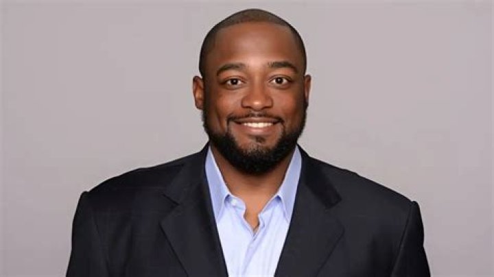 Mike Tomlin Height, Weight, Net Worth, Age, Birthday, Wikipedia, Who, Nationality, Biography