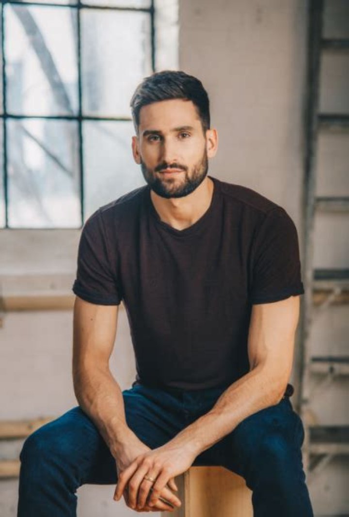 Scott Cavalheiro: Early Life, Relationship Status & Career