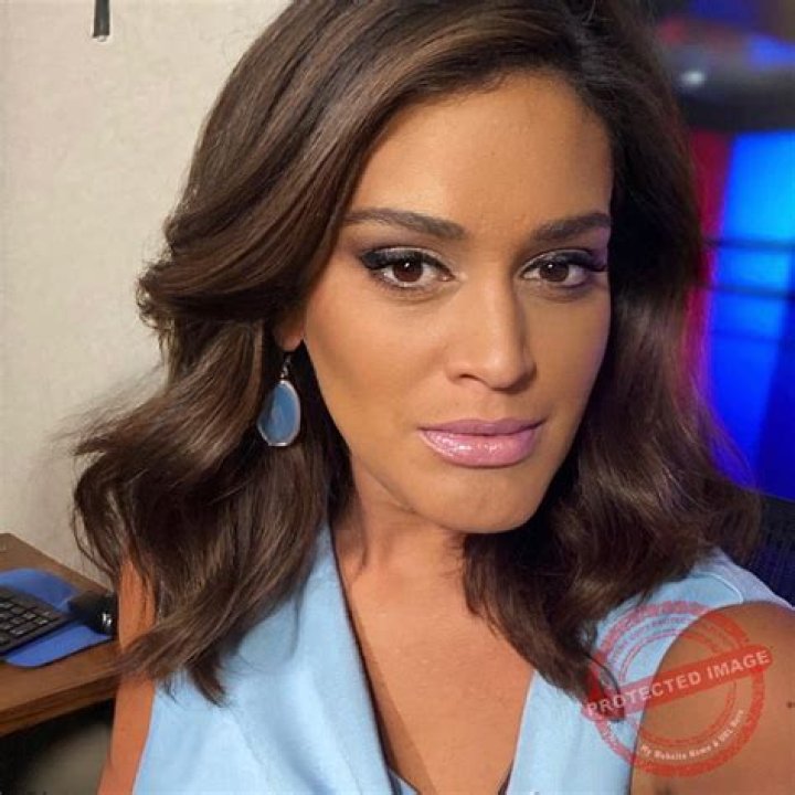 Sorbon Banerjee Bio, Age, Parents, Husband, Pregnant, FOX 13 News, Hide with Me, Instagram and Twitter