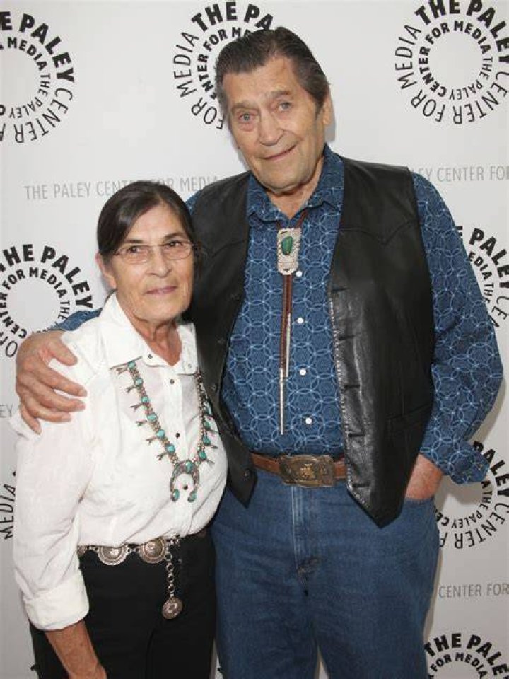 Susan Cavallari – Facts You Need to Know About Clint Walker’s Wife