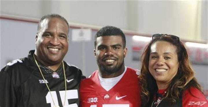 Who Are Ezekiel Elliott Parents Dawn Elliott And Stacy Elliott?