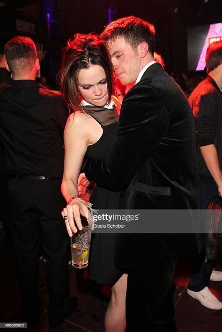 Who Is Jannis Niewöhner Girlfriend Emilia Schüle? Net Worth Earnings & Family
